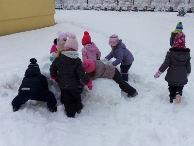 Hry na sněhu