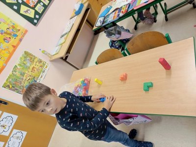 Matematika - stavíme z krychlí