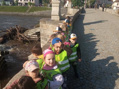 Vycházka k řece