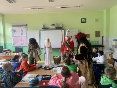 Mikuláš, anděl a čerti